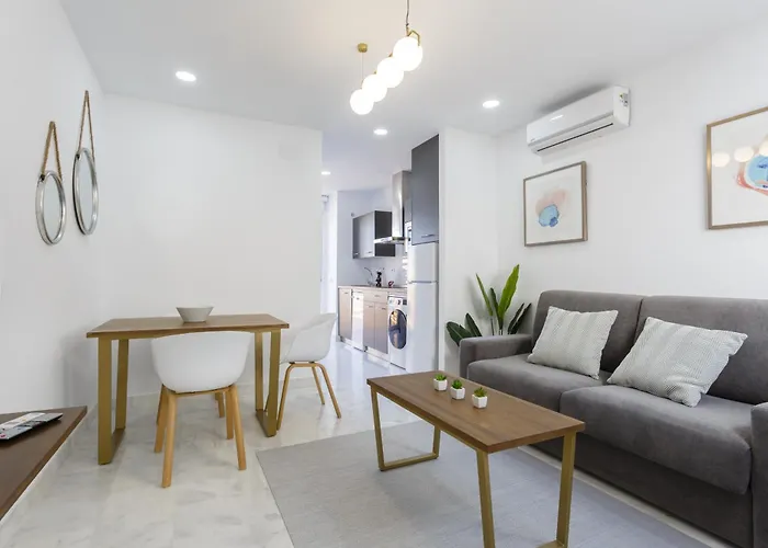 Brujula Ground Floor Indoor By Cadiz4rentals شقة *